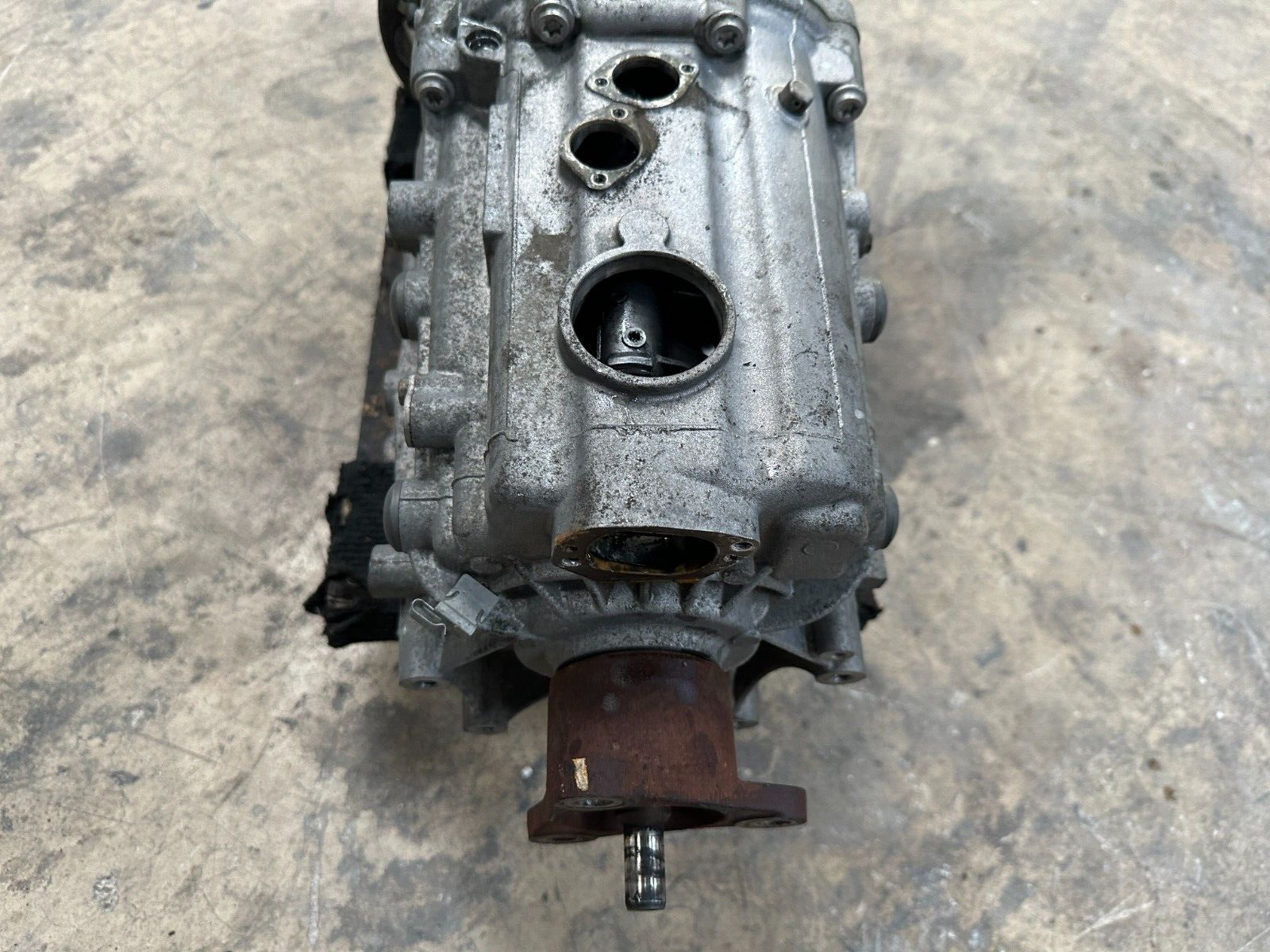 BMW Z4 3.0i Roadster E85 Transmission - Assembly 6 Speed V12053 