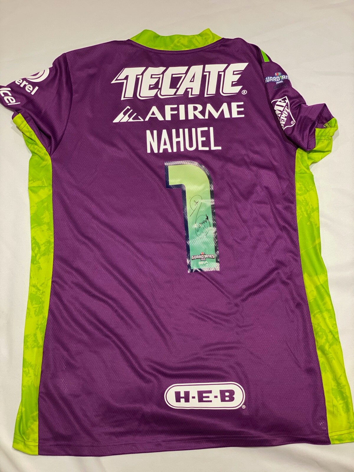 nahuel guzman jersey