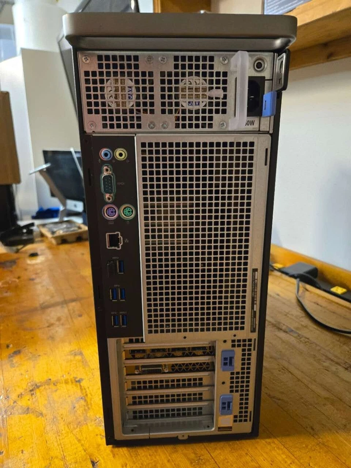 Estación de trabajo de escritorio Dell Precision T5820, W-2125 4,0 GHz 4 núcleos, 64 GB DDR4 Foto 4 de 4