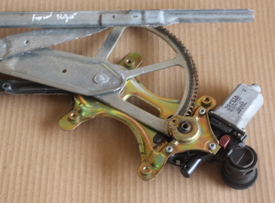Front Left Window Lift Motor for ES300, ES330, Bahrain