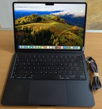 Apple MacBook Air M2 13" - 8GB Ram - 256GB SSD - 7 Cycle Count - A2681