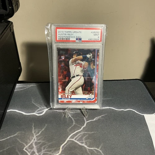 2019 Topps Update Austin Riley Rookie Debut RC Independence Day /76 PSA 9 Braves