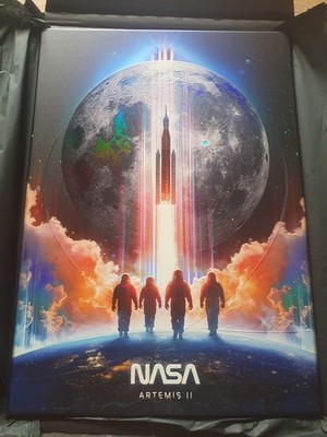Displate Limited Edition - NASA Artemis II  - 9/1000 - Neu