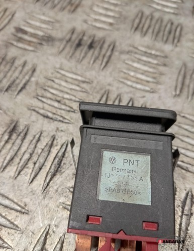 VW GOLF IV 1J1 ESP-Taste 1.90 Diesel 1999 26253293