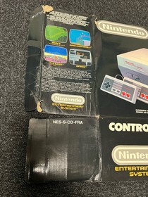 Bo&icirc;te vide Console Nintendo NES Control Deck Officielle FRA