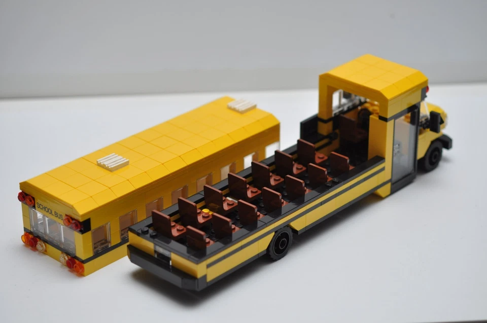 Autobús Escolar Amarillo Americano Modelo Personalizado Compatible Construido con Ladrillos LEGO® Reales Foto 4 de 4