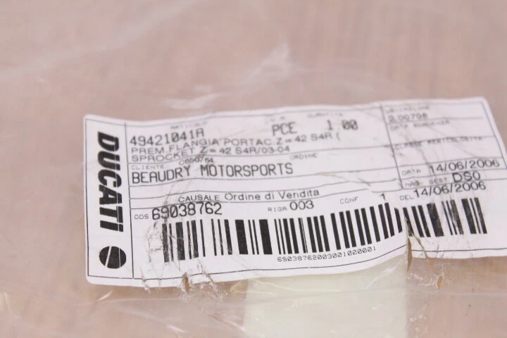 Piñón trasero 42T Ducati Monster S4R 2006 nuevo OEM  Foto 4 de 4