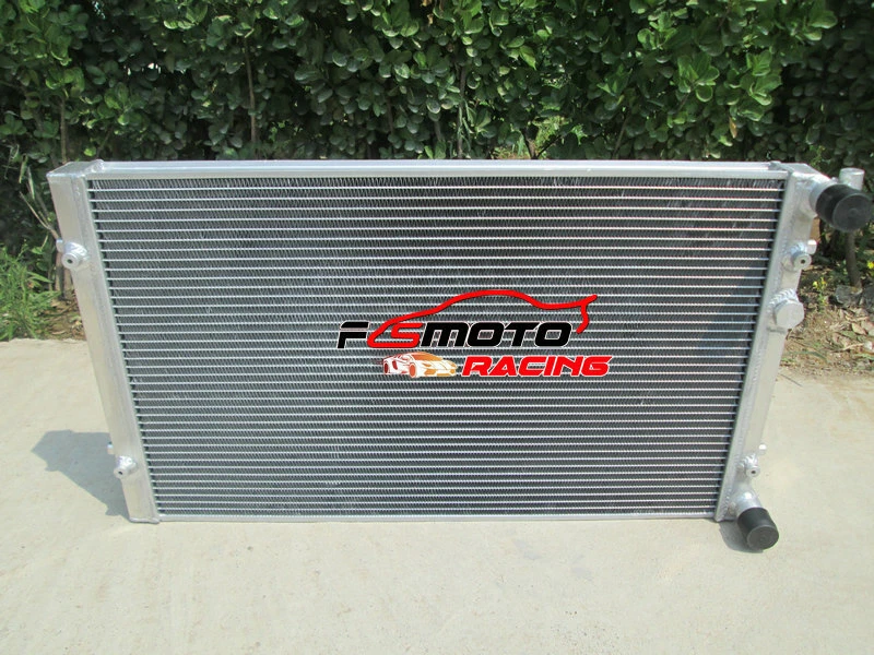 Radiador de aluminio para Volkswagen Golf Turbo MK4 1999-2005 doble paso 04 03 Foto 4 de 4