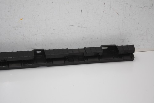 Supporto battiscopa lato sinistro posteriore Volvo XC90 2015 IN POI 32216525 originale - Foto 2 di 13