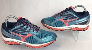 mizuno wave paradox 3 brown