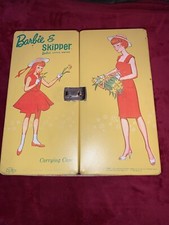 VINTAGE BARBIE 1964 BARBIE/SKIPPER VINYL DOLL X-LARGE CARRY CASE/TRUNK-VERY NICE