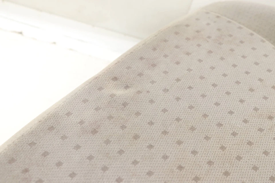 1992-1997 1999-2004 VW EUROVAN - REAR Lower SEAT Bottom Cushion (2ND ROW) - Image 4 of 4