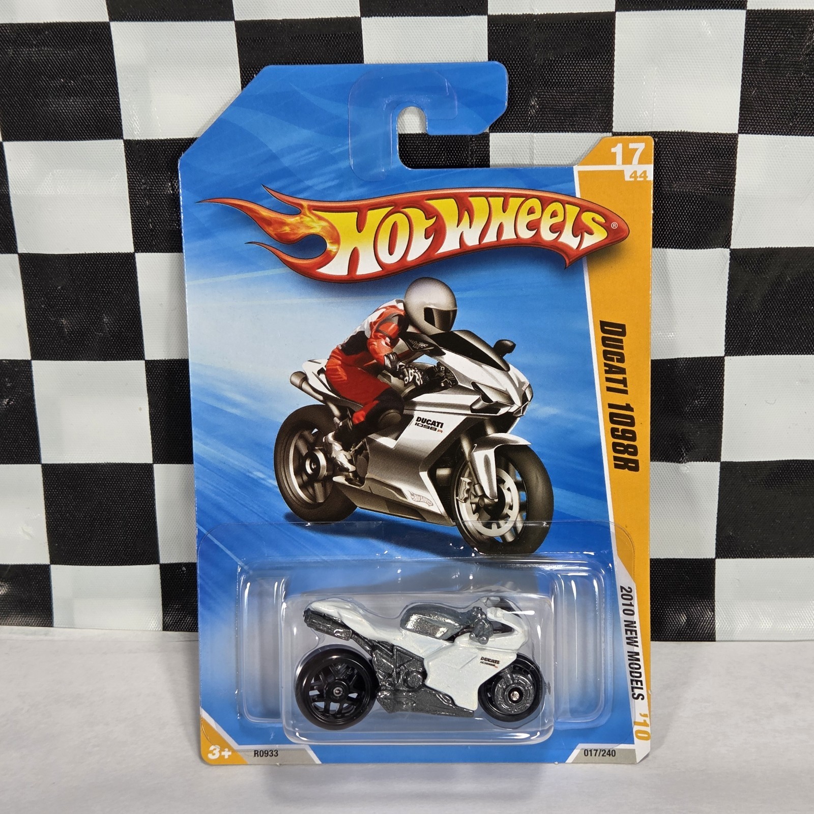 Hot Wheels 2010 New Models White Ducati 1098R Motorcycle Motorbike Bike New NIP
