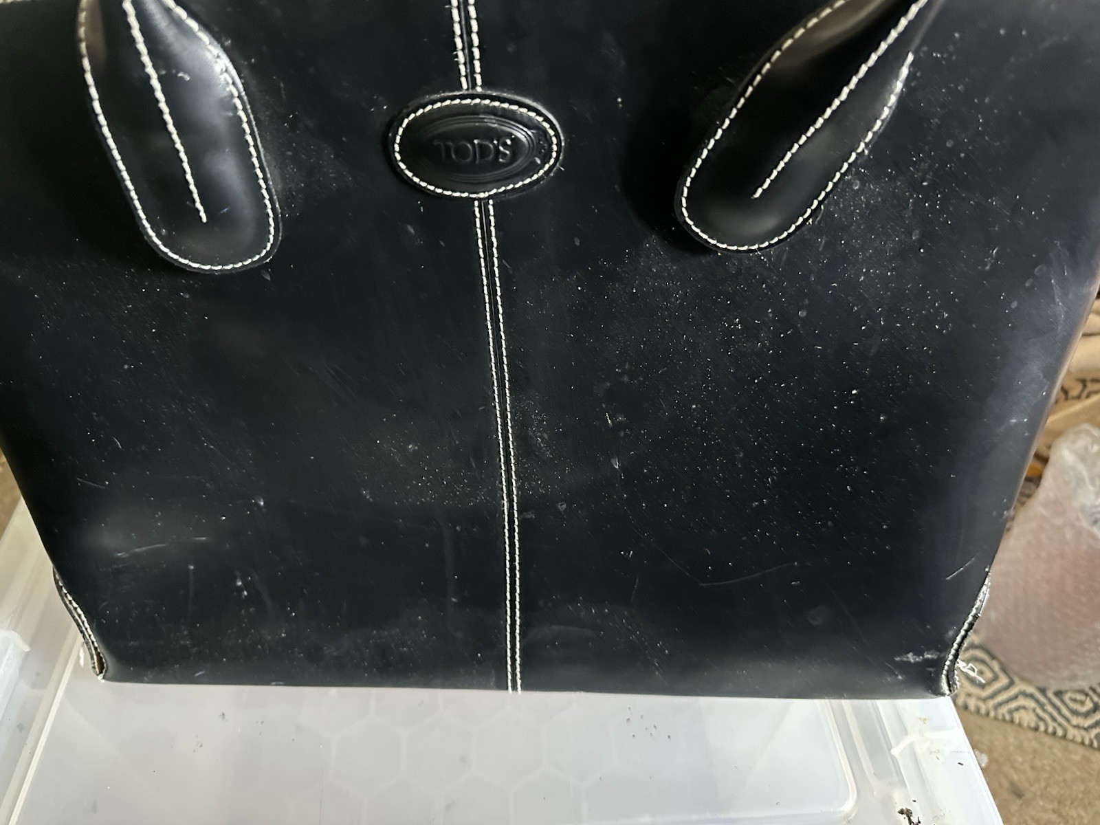 Borsa a mano Tod's in pelle nera vintage conservata. Alcuni segni vedi foto per dettagli