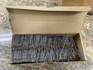 8N 999 pcs Allen Bradley RC20GF911J 910 Ohm 0.5W 5% Carbon Composition