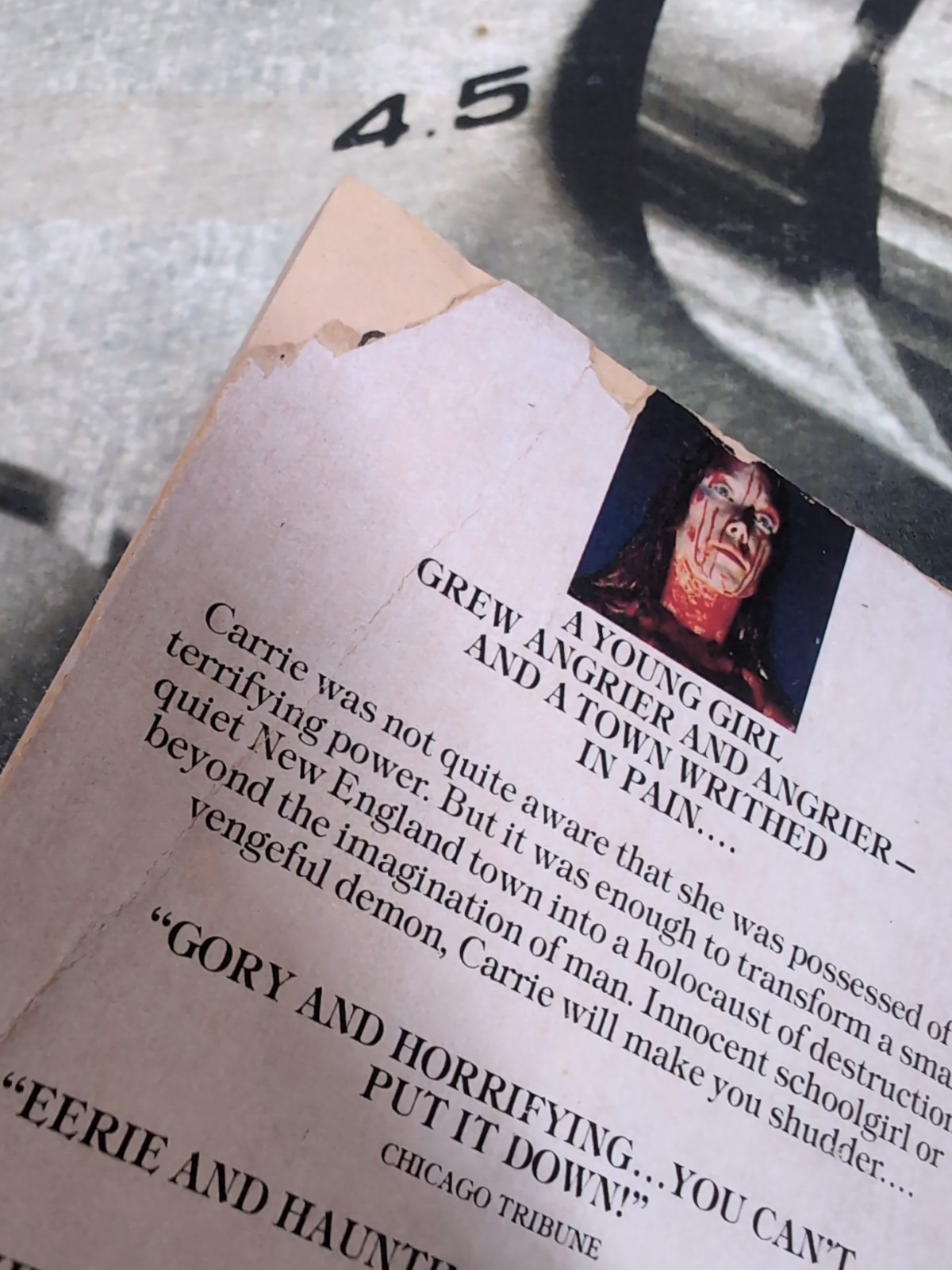 Stephen King Carrie 1975 First Print Signet (April) Paperback Vintage Horror PB