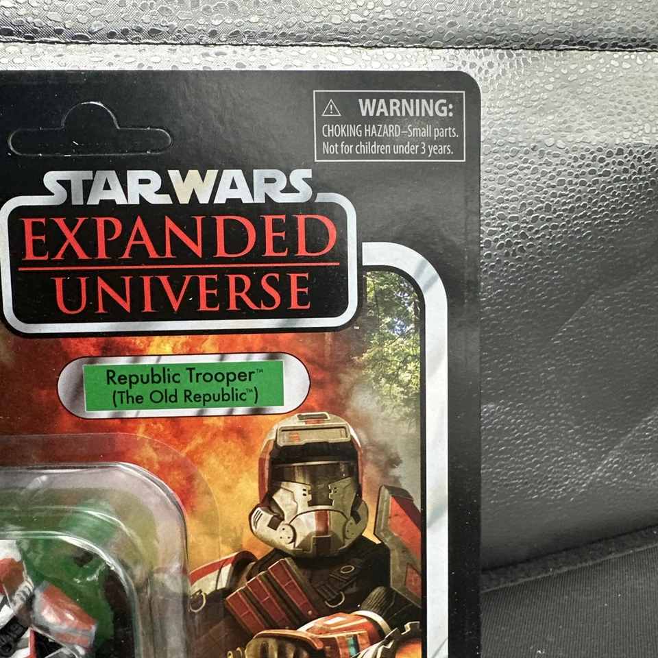 STAR WARS - Colección de colección Republic Trooper Old Republic VC113 sin perforar sin usar, en caja Foto 3 de 4