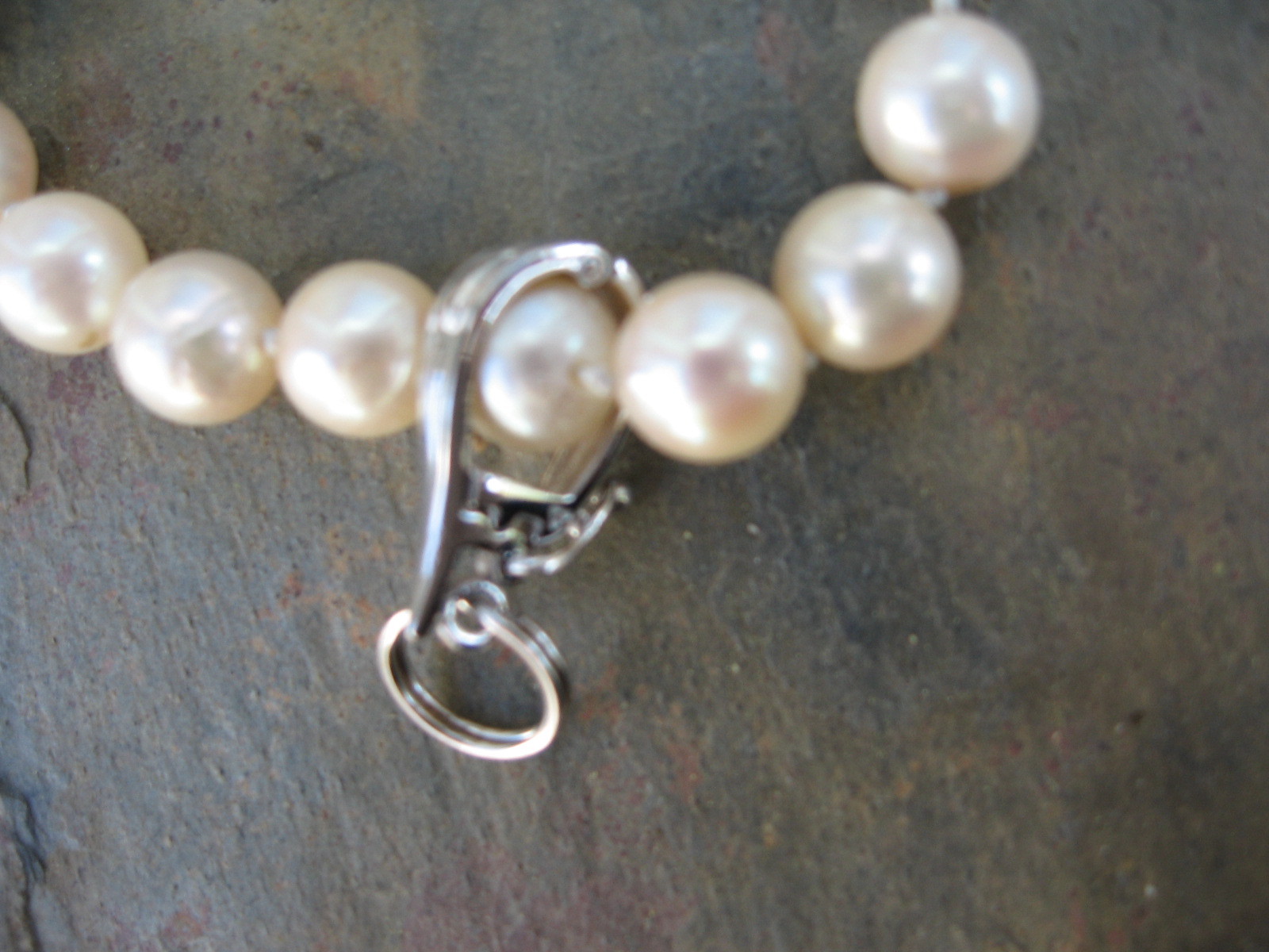 White Gold Slide Pendant Hanger Enhancer For Omega Pearls Fits 10 MM