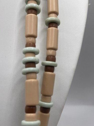 Collar Longe 42" Neutro Vintage Tonos Marrón Crema, Beige Gris Claro. - Imagen 4 de 7