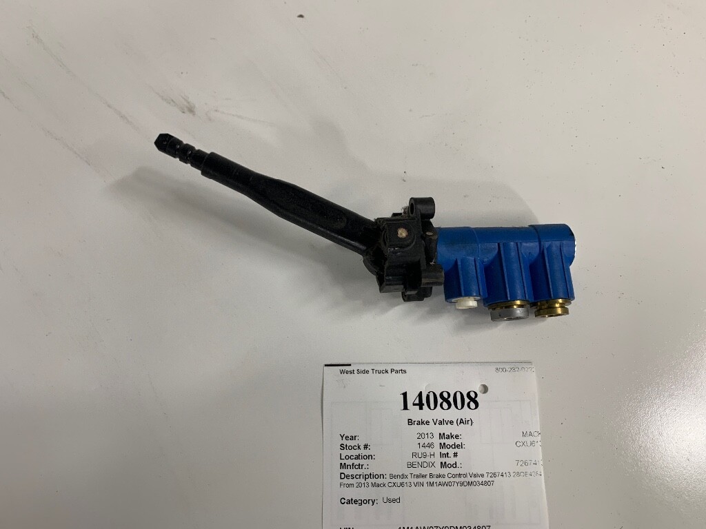 Bendix Trailer Brake Control Valve 7267413 28QE4284From 2013 Mack  