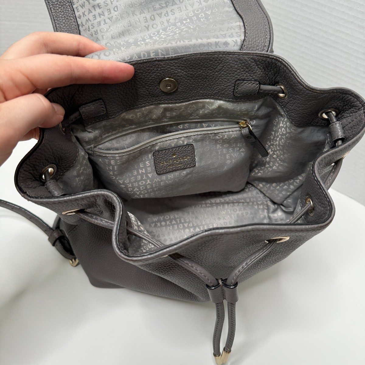 Kate Spade New York Mulberry Street Small Breezy flap backpack in grey leather Kate Spade New York Small Breezy Mulberry Street Flap  main image 3