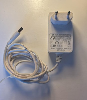 GP-SW050DC3000(EU)C NINGBO Trafo Netzteil Transformator Lampe  Stecker Adapter