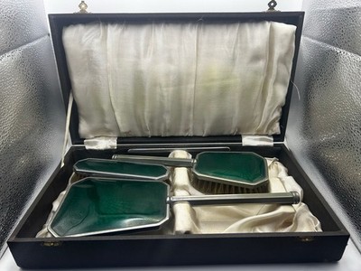 Art Deco Vintage 1930 s Vanity Set In Original Box, Beautiful Emerald Green