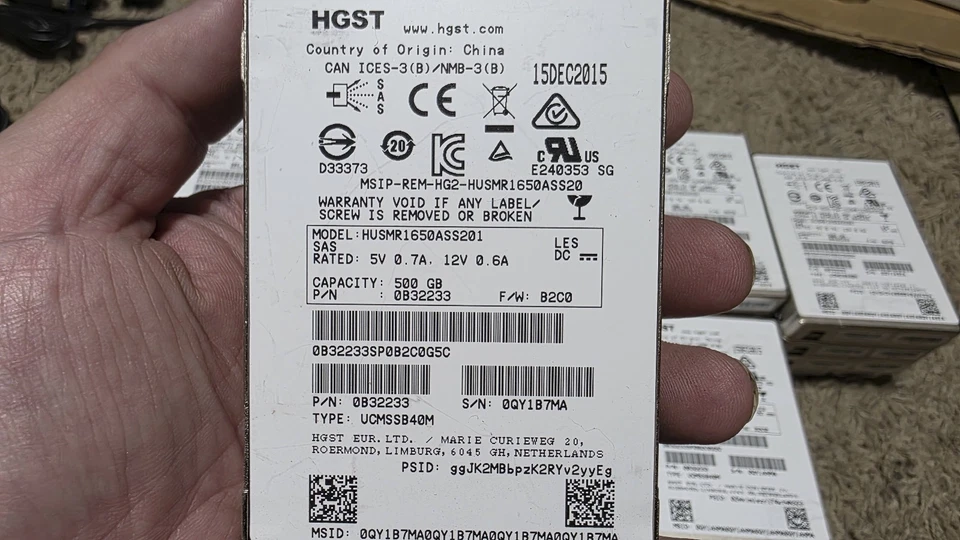 Hitachi HGST HUSMR1650ASS201 500GB 2.5" SFF SAS 12Gb/s Solid State Drive 0B32233 - Image 2 of 3