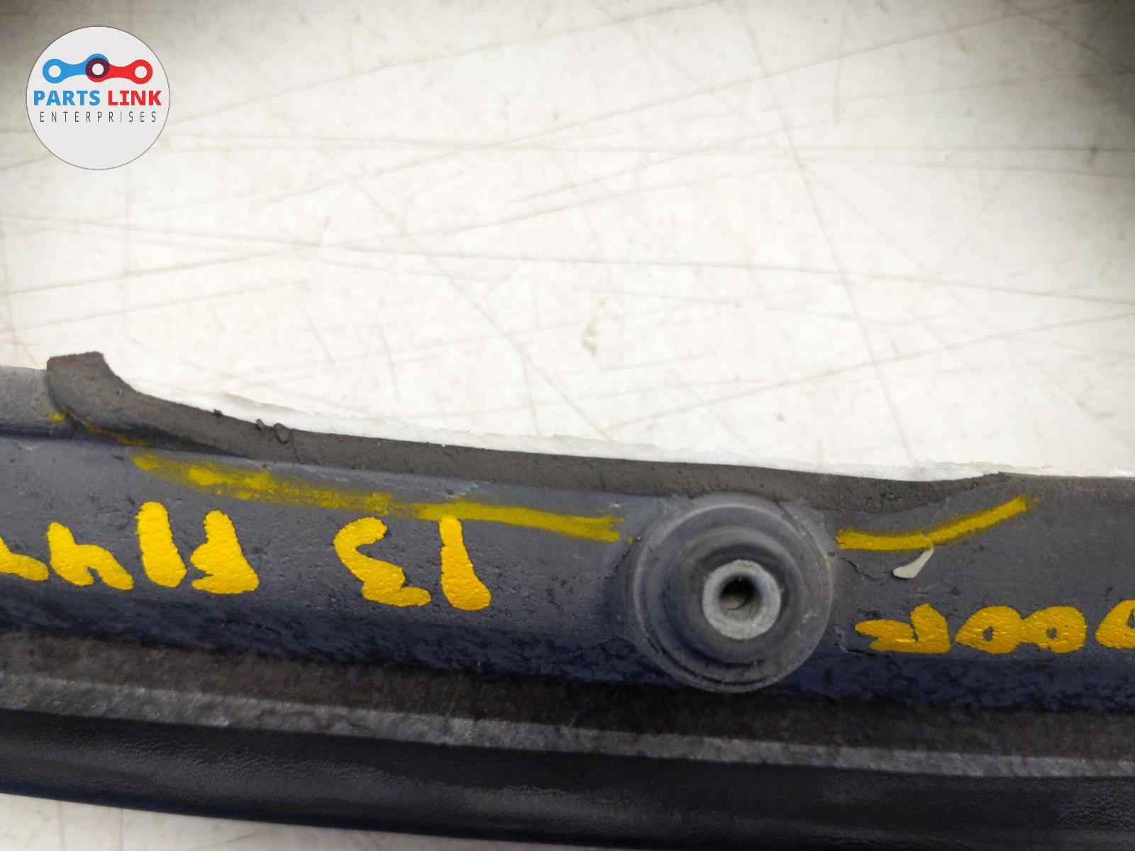 2012-14 FERRARI CALIFORNIA RIGHT DOOR PANEL HANDLE COVER TRIM PANEL BEZEL F149