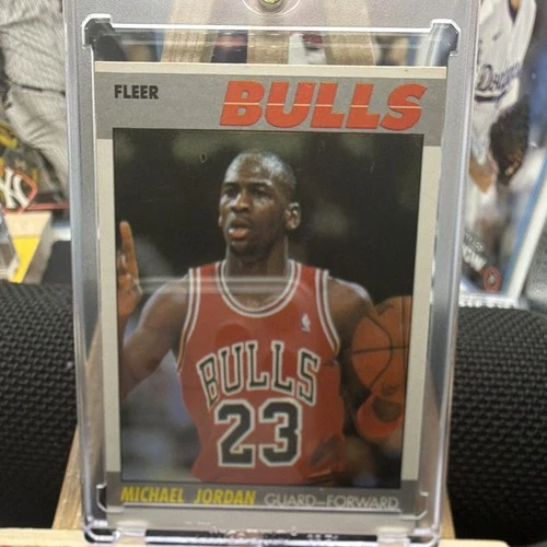 Fleer 1987-88 Michael Jordan #59 Base Set Chicago Bulls Basketball Card
