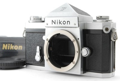 S/N 643XXXX 【NEUWERTIG】 Nikon F Eye Level Finder Silber Gehäuse mit Riemen...