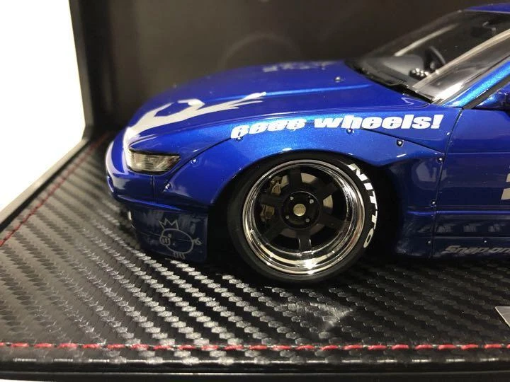 シンプルでおしゃれ 1/18 Rocket Bunny S13 V2Red Metallic【新品