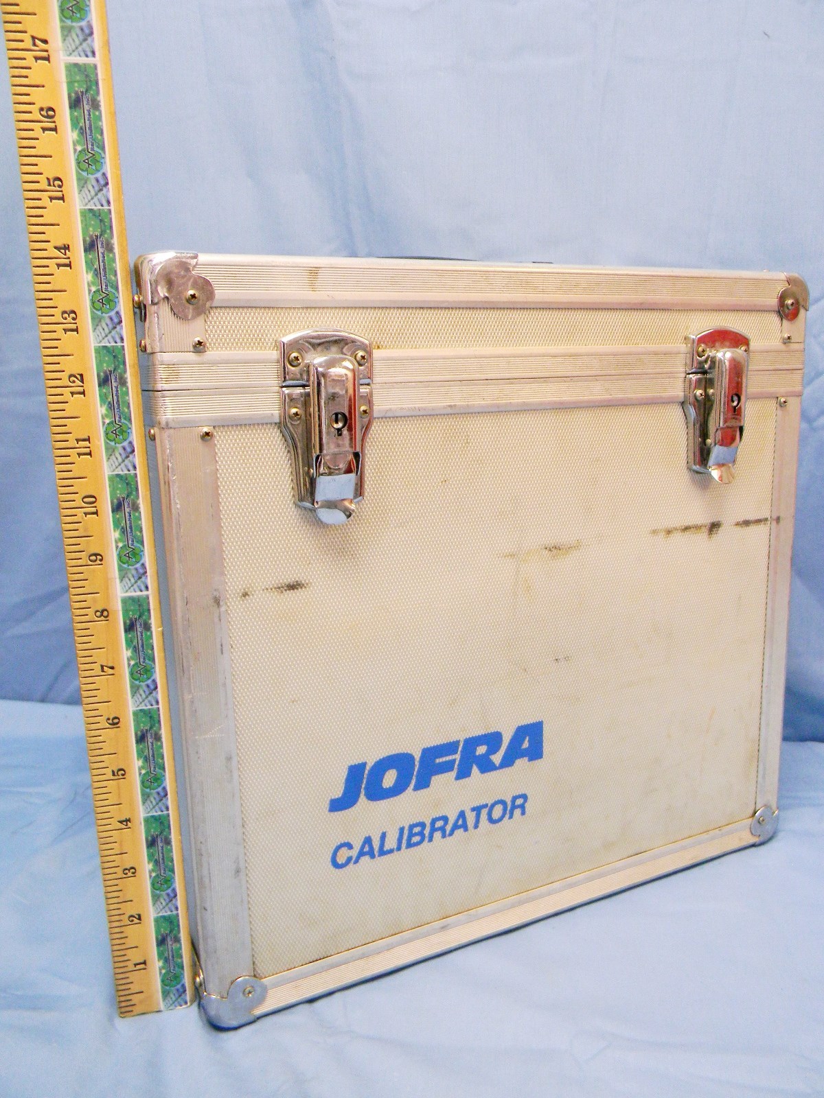 Heavy Duty Aluminum 13” x 13” x 5-1/2” Equipment Carrying Case (Wood Reinforced)
