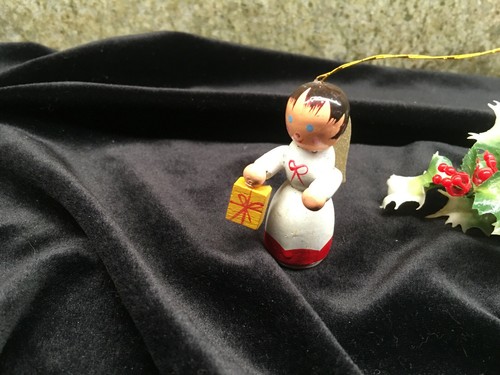Vintage Hand Painted Wooden Angel Christmas Ornament w/ Present - Picture 2 of 4
