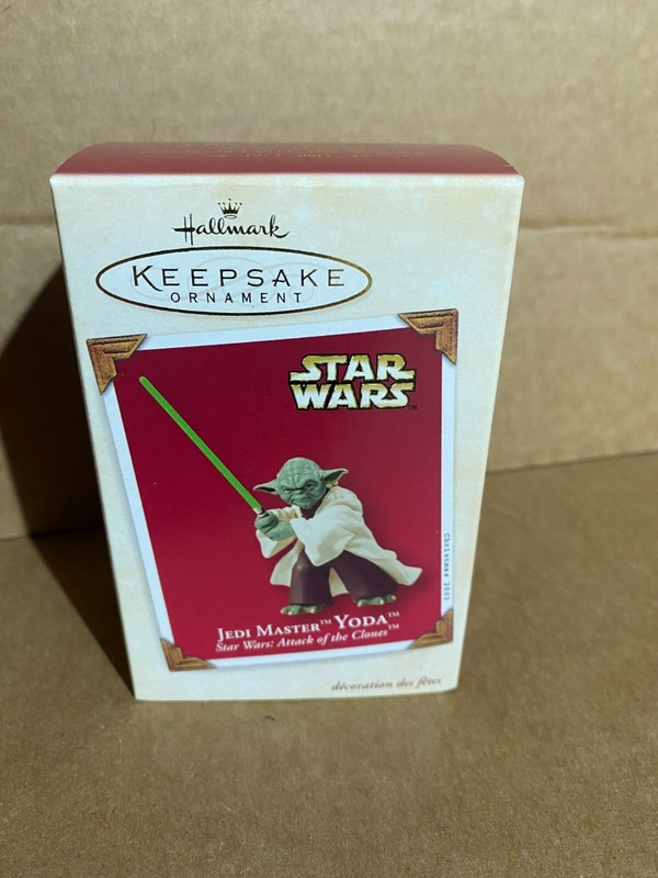 HALLMARK STAR WARS 2003 JEDI MASTER YODA ATTACK CLONES KEEPSAKE ORNAMENT   