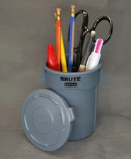NEW 4.5" RUBBERMAID MINI BRUTE TRASH CAN & LID SMALL SALESMANS SAMPLE DESK