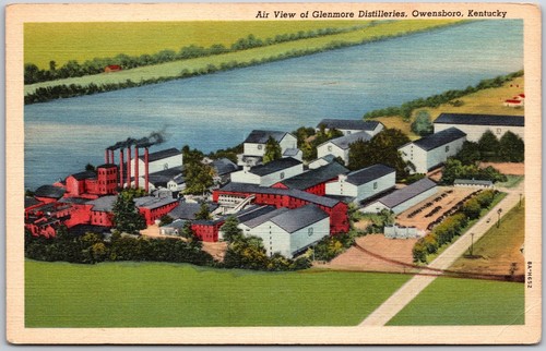 Carte postale ancienne Owensboro Kentucky KY, distilleries Glenmore, fûts de whisky