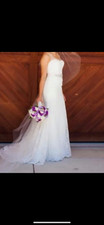 wedding dress size 6 pre owned