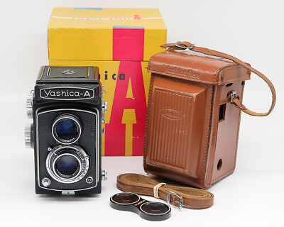 二眼レフカメラ　Yashica-A　ケース付き Yashica-A w/Yashimar 1:3.5 80mm - Case & Box - Excellent