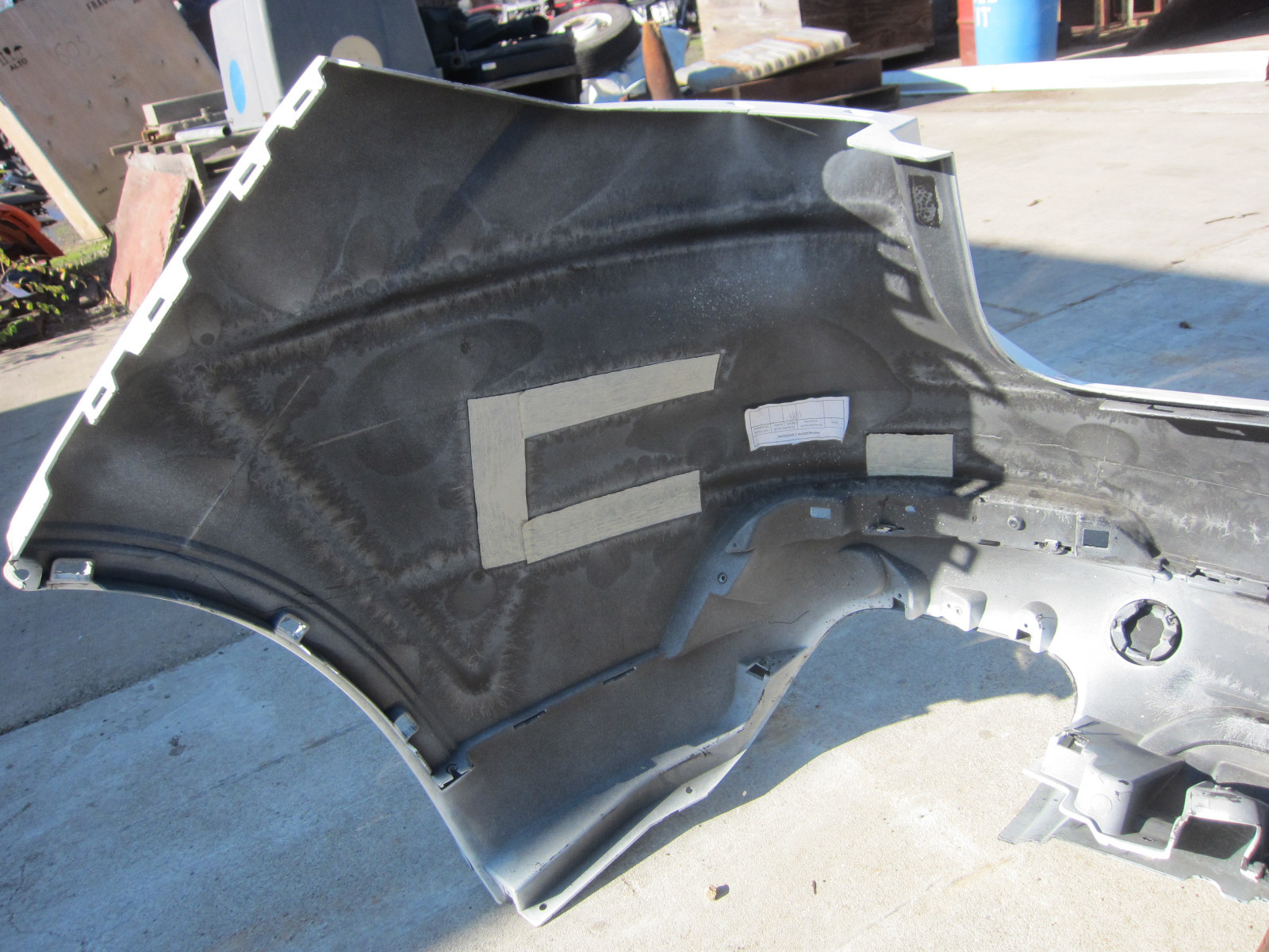 Maserati Levante - Rear Bumper White - Some Damage