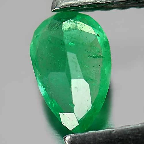 Green Emerald 0.30 Ct. Pear Shape 6.1 x 3.8 x 2.5 Mm. Natural Gemstone Unheated - Image 3 of 4