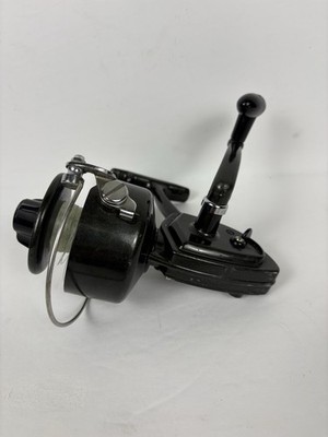 Shakespeare 2240 II Ball Bearing Spinning Fishing Reel - Vintage
