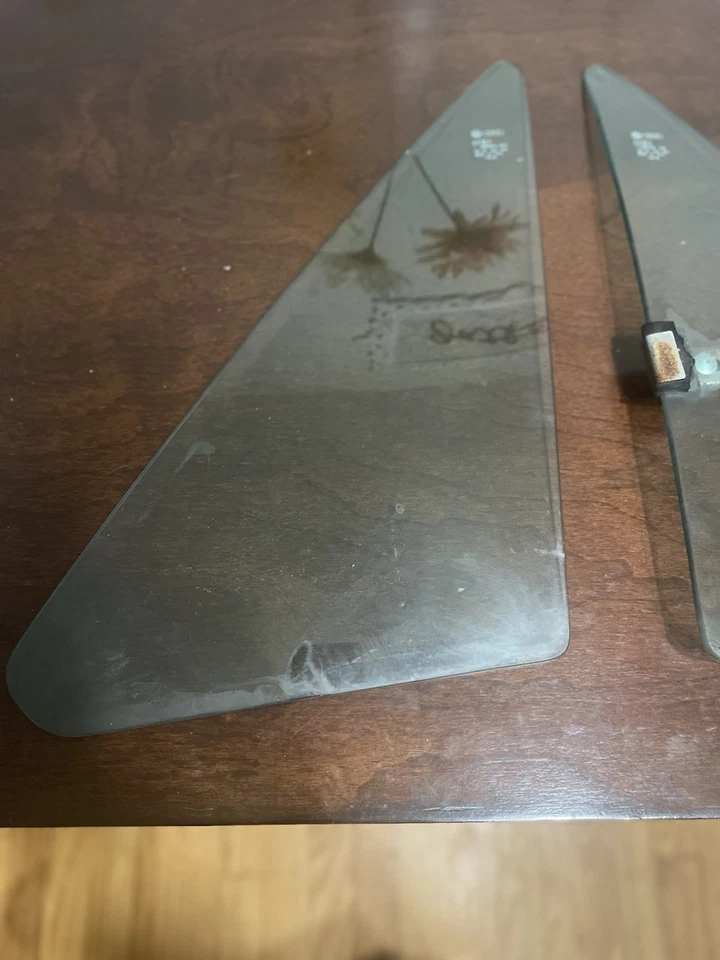 OEM VW Volkswagen MK1 SET Ventilación Ventanas Vidrio Conejo Jetta Cabriolet 75-84 Foto 2 de 4