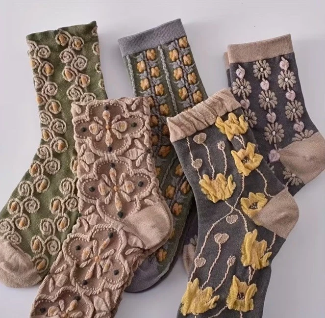 Conjunto de 5 calcetines holgados a media pantorrilla con estampado floral mixto para mujer Foto 3 de 4