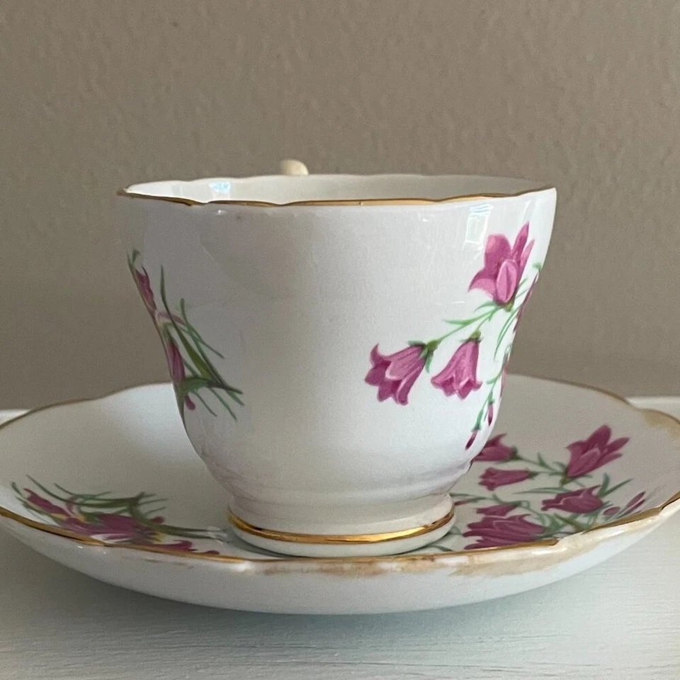 VTG Regency China, England Teacup & Saucer, Purple Floral Print, Gold Trim - Image 4 of 4