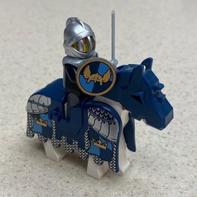 LEGO Castle  7038   Troll Attack    With Instructions and Original Box   Partial