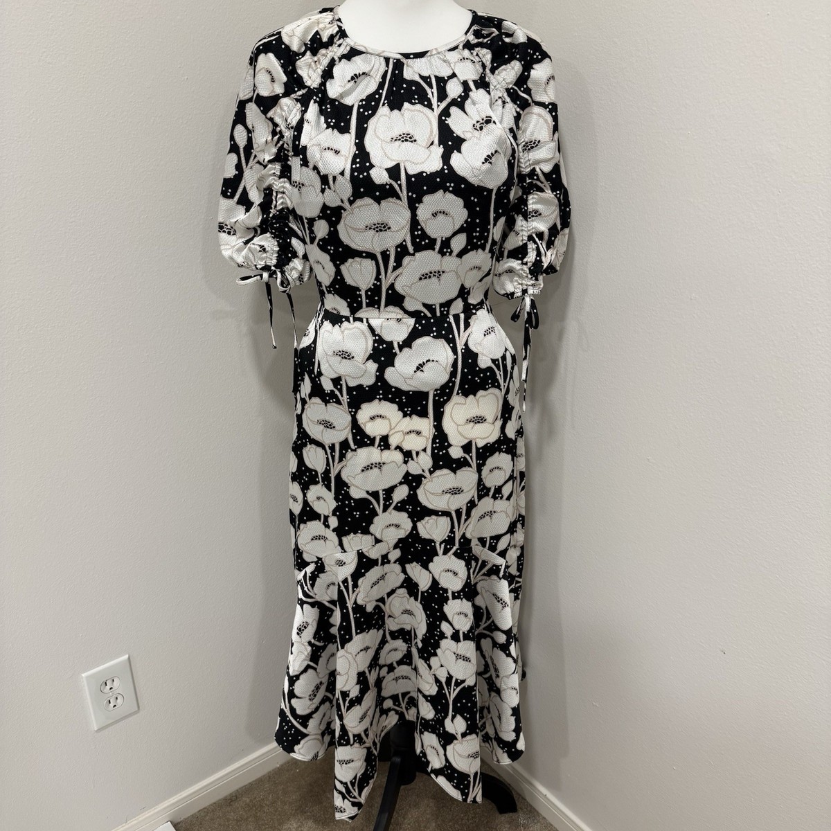 knee length dresses for ladies V-neck Midi Dress With Floral Placement | Brocelle