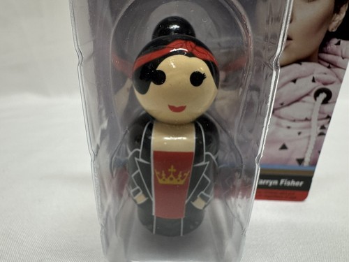 Pin Mates The Bookworm Box Tarryn Fisher G34 Exclusive Edition Gold, Excellent - Picture 5 of 7