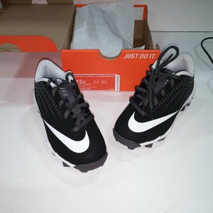 12c baseball cleats
