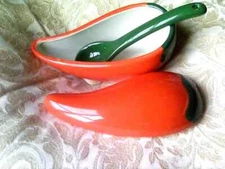 Red Chili Pepper Salsa Bowl green Spoon Ceramic 3 pc Dip Guacamole Covered Dish